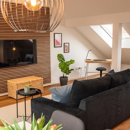 Das Raum-Wunder Mit Kueche Und Smart-Tv Карлсруе Екстериор снимка
